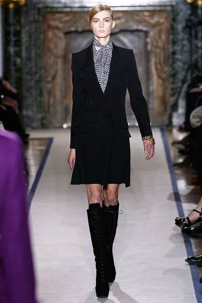 Look 9